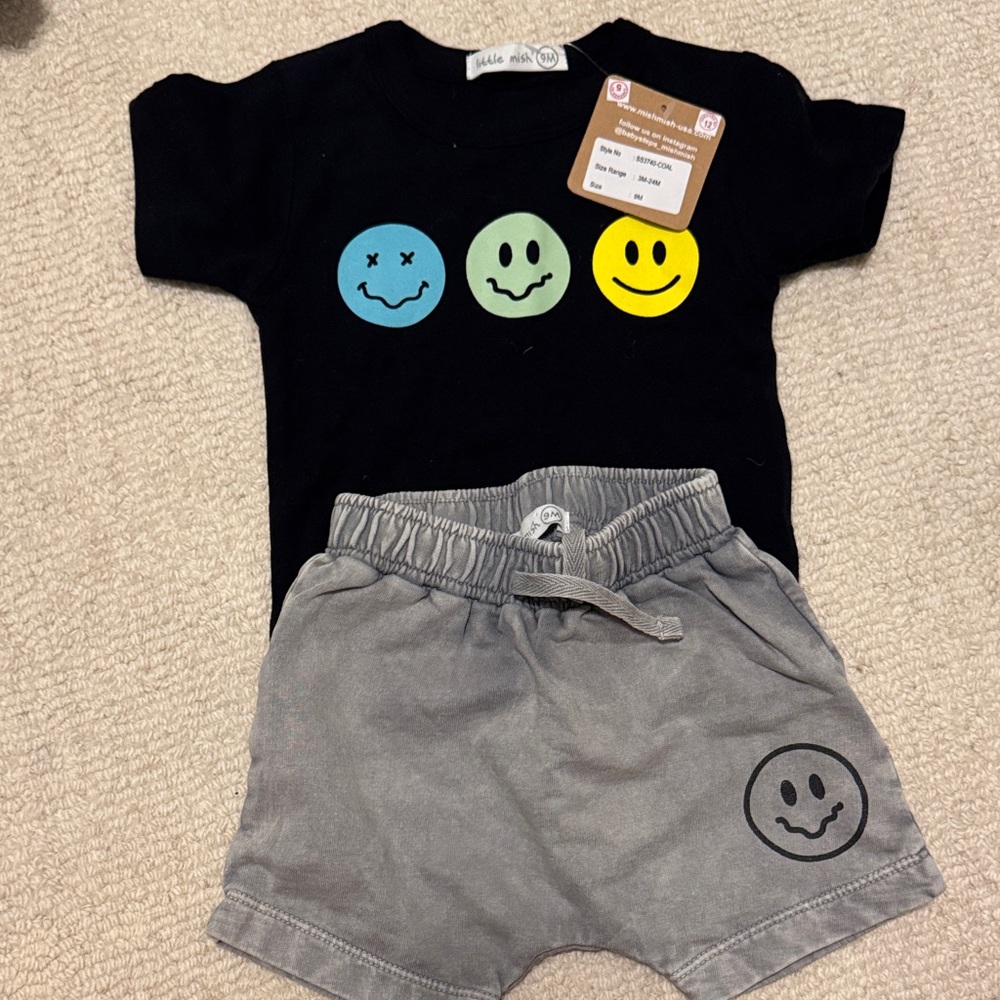 Little Mish Black and Gray Smiley Set